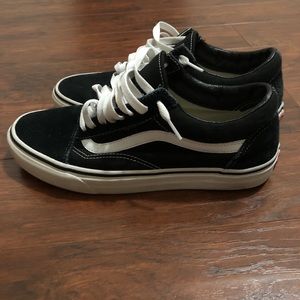 Vans old skool size 9.5